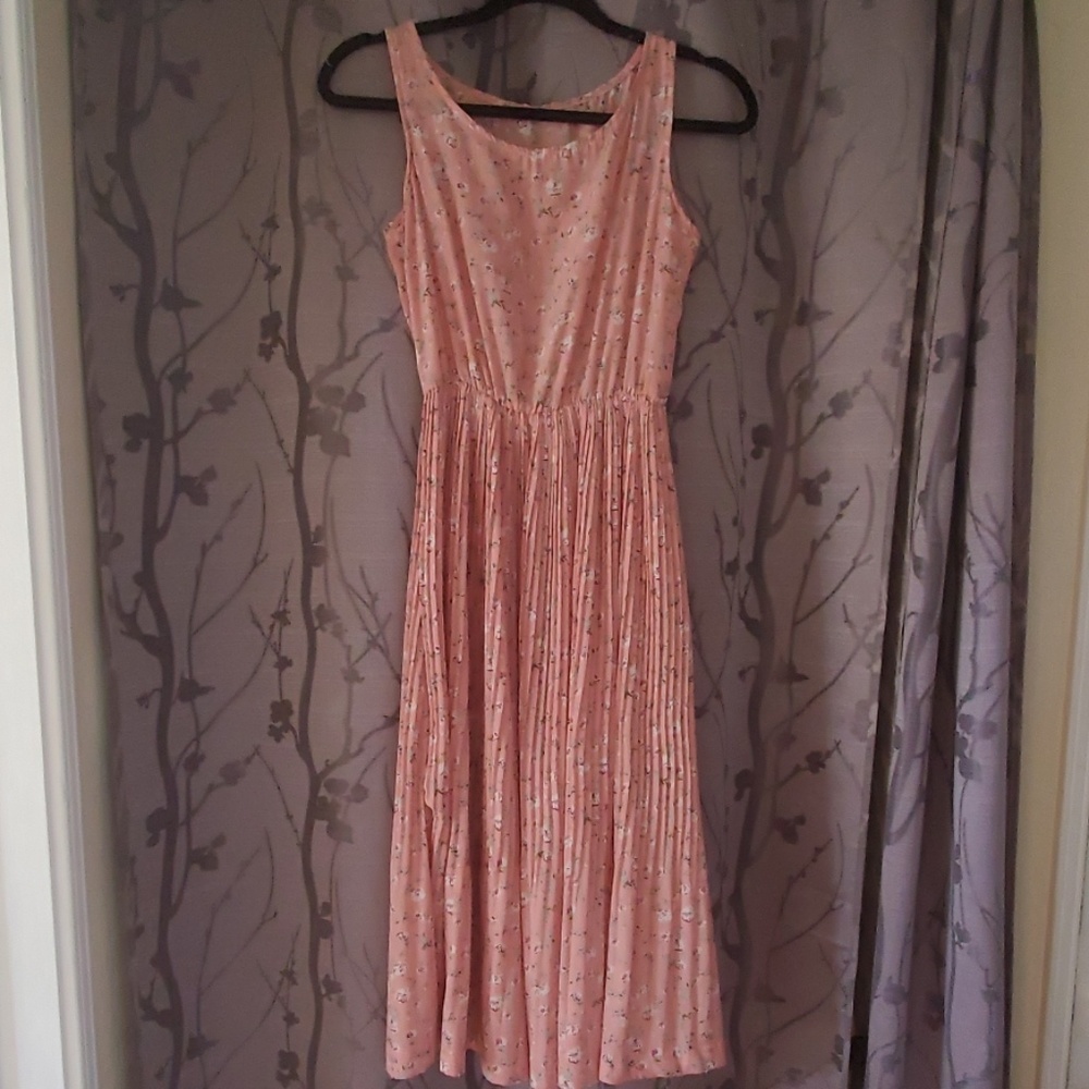 Very soft pink print dress